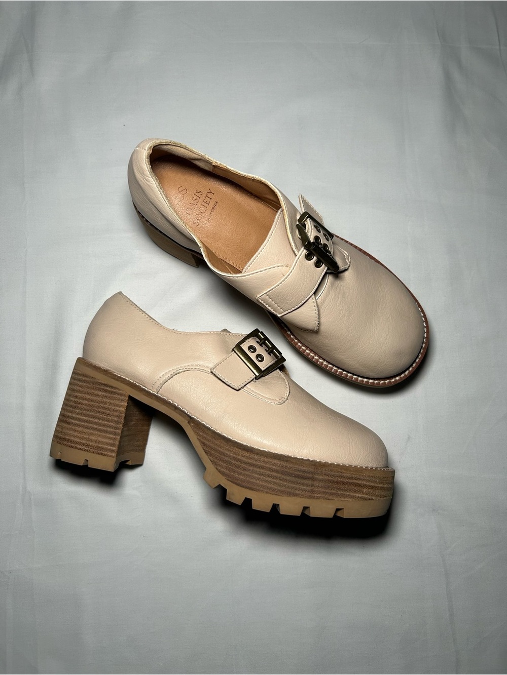 Y2K Chunky Heel Leather Loafers in Beige